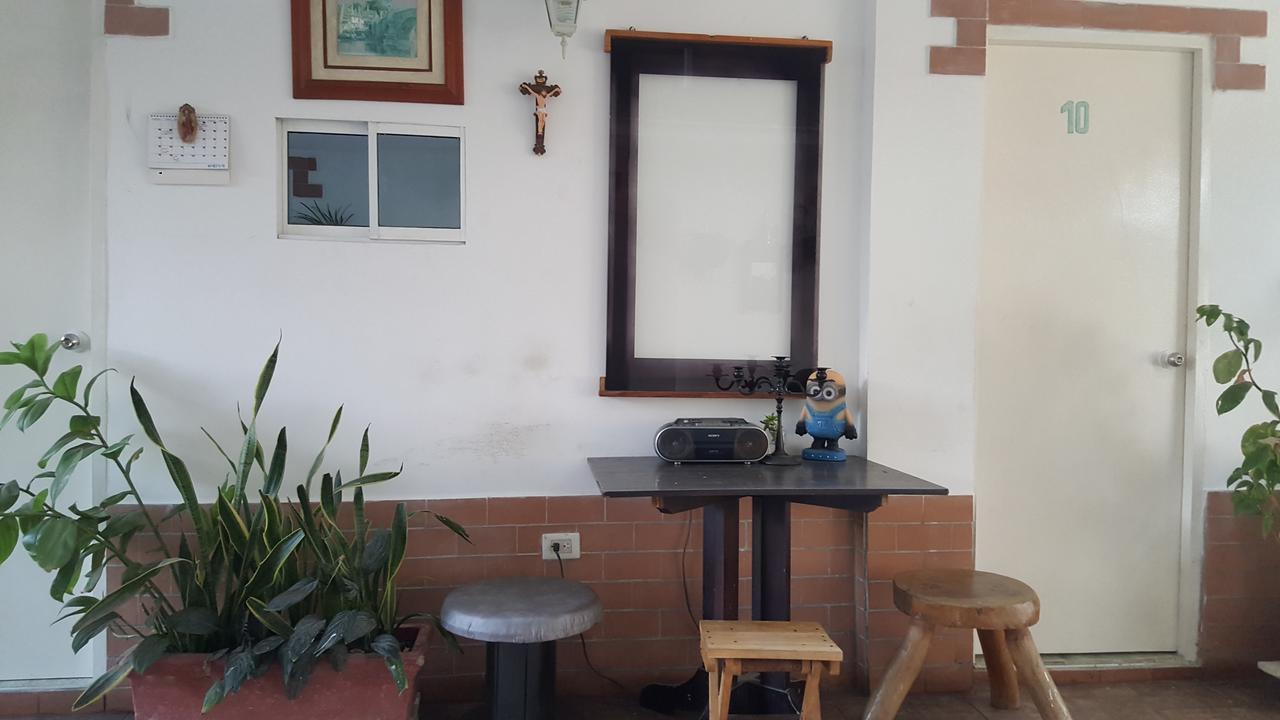 Aires Del Bosque Hotel *